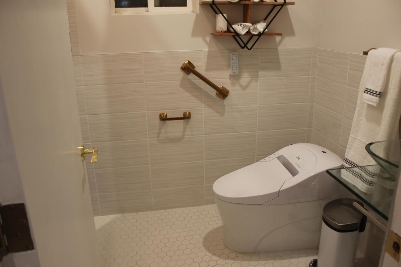 Villa A Serene Home With 5Br, 3Ba, Pool, Spa, And Mini-Golf *