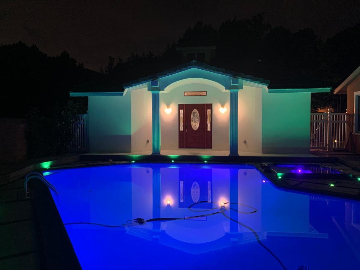 Villa A Serene Home With 5Br, 3Ba, Pool, Spa, And Mini-Golf *